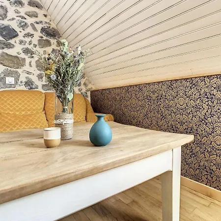 Διαμέρισμα Le Grenier Du Buronnier *